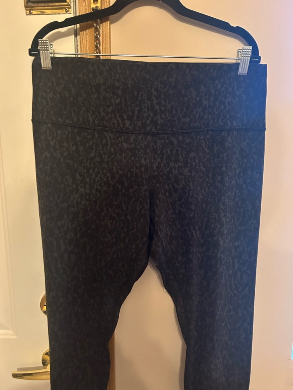 lululemon athletica Black Subtle Print Ankle Leggings